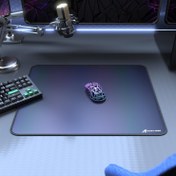 Resim SALDIRI KÖPEK CM03 Pro Oyun Fare Pedi - Büyük, Su Geçirmez, Kaymaz Kauçuk Taban, Ergonomik Tasarım, Holografik Laminasyon, Gradyan Gri, 450x400x4mm, Esports ve Hızlı Oyunlar için İdeal, Oyun Aksesuarları | Modern Oyun Kurulumu | Dayanıklı Fare Pedi 