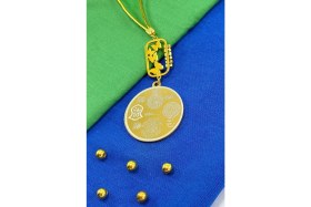 Resim Parlak Taşlı Kelebek Aksesuarlı Ayetel Kürsi Hilye-I Şerif Komple Paslanmaz Çelik Araba Ayna Süsü 