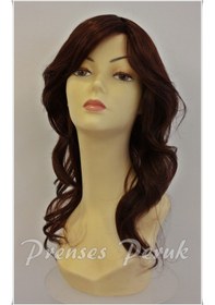 Resim Sentetik Peruk Maşa Ve Fön Yapılan Katlı Kesim 