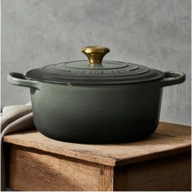 Resim Döküm Demir Yuvarlak Güveç Tenceresi, 28CM, 6,7 L, Ideal Yavaş Pişirme ve Fırınlama Için 