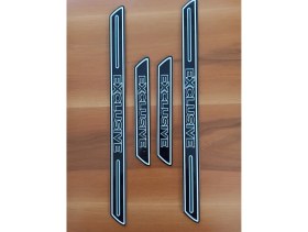 Resim Aksefuar Lazer Chery Kimo Exclusive Yazılı Pleksi Kapı Eşiği 