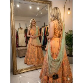Resim Aashiv's Collection Gelinlik Hint Lehenga Choli Takımı Turuncu Işlemeli 