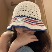 Resim İki Stil Mevcut Kadın Moda Çizgili Tığ İşi Balıkçı Şapkası - Nefes Alabilir ve Hafif, İlkbahar/Yaz İçin Mükemmel 