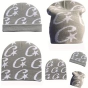 Resim Moda Yeni ve Popüler Kadın Ürünleri: Y2K Unisex Quentes, Sokak Giyim Hip-Hop Beanie ile Trendy Harf Deseni, Tüm İçin Benzersiz Boyut, Akrilik Malzeme, Elastik Uygunluk, Yıkanmaz, Jakarlı El Sanatları, Tüy Yok 