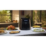 Resim 7,6 Litre Camlı Airfryer Siyah & Beyaz, Geniş ve Sağlıklı Pişirme Deneyimi 