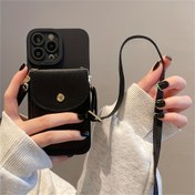 Resim Faux deri malzemeyle yapılmış, bir çapraz boyun askısı ile donatılmış ve for iphone 16, 14 Pro Max, 13, 11, 12, X, XR, XS, 7, 8, 16 Plus ve SE3 gibi telefonları tutabilen, bir kart tutucu ile birlikte tasarlanmış, düz renkli bir cüzdan. 