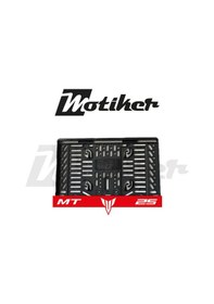 Resim Pleksi Plakalık Kırmızı Üstüne Beyaz Mt-25 Yazılı Mt Logolu Tasarımlı Motosiklet Plakalık Modeli 