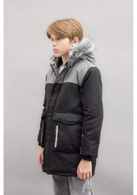 Resim DeFacto Erkek Çocuk Çıkarılabilir Suni Kürk Yaka Kapüşonlu Pelüş Astar Parka C8990A824CWBK27 