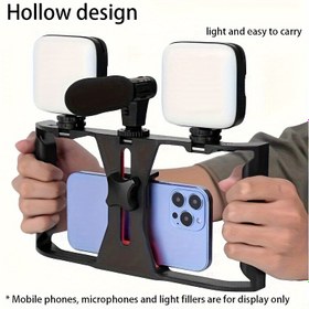 Resim 1 adet Evrensel El Tipi Mobil Telefon Sabitleyici, Döner Gimbal Tutucu, Akıllı Telefon Mikrofon Standı, Üç Soğuk Ayakkabı Genişletme Portlu ve Çoklu 1/4 Genişleme Arayüzlü Canlı Yayın Tripodu ile Kararlı Kayıt Çekimi için Dolgu Işığı, Çoğu Telefona Uyumlu, Sıcak Ayakkabı Tabanı 
