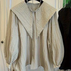 Resim Kadınlar İçin Vintage Tarzı Pilisli Uzun Kollu Bluz - Polyester Makinede Yıkanabilir, Ön Düğmeli ve Ayarlanabilir Bel İpliği, Her Mevsim Kullanıma Uygun Düz Renk Üst, Gemiçilik Yakalı, Şeffaf Olmayan Kumaş 