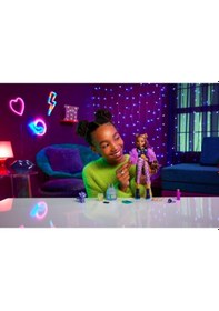 Resim Monster High Acayip Havalı Arkadaşlar - Clawdeen 