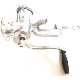 Resim Üçyıldız NO12 Kıyma Makinesi Kollu ve Mengeneli 