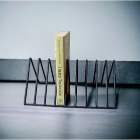 Resim dekorigo Üçgen 9 Gözlü Metal Dekoratif Masaüstü/ Plaklık/ Dergilik/ Kitaplık 28x18cm 