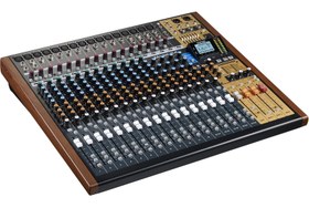 Resim Tascam MODEL 24 22 Kanal Analog Mikser 24 Kanal Digital Kayıt Özellikli Mikser 