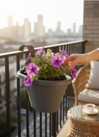 Resim Omnipazar So-tom3 Tombik Askılı Balkon Saksı 3 Litre No: 3 Antrasit 116 