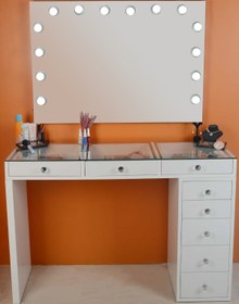 Resim Platto Creative Works Milano 8 Çekmeceli Makyaj Masası Ve Minimal Işıklı Makyaj Aynası Takımı 