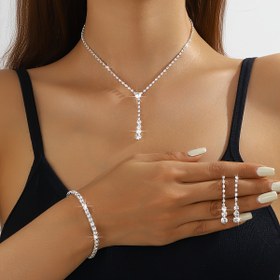 Resim Minimalist Trendy Takı Seti: Düğünler İçin Parlayan Tek Sıra Uzun Kolye, Küpe ve Bileklik 