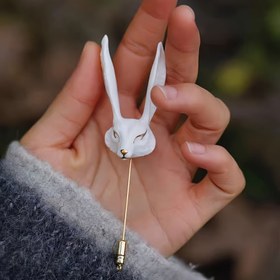 Resim Şık Seramik Tilki Broş Pimi - Altın Tonlu Metal Detaylarla Sevimli Hayvan Tasarımı, Dayanıklı ve Şık Kıyafetler İçin Aksesuar, Rahat Takı | Oyuncu Tasarım | Dayanıklı Takı 