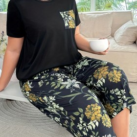 Resim Plus Size Yuvarlak Yaka Cep T-Shirt ve Botanik Baskılı Pijama Seti ile Üç Çeyrek Pantolon 