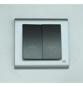 Resim Makel Cellia Jaluzi Anahtar Füme Kapak Mat Krom Çerçeve 