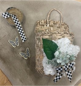 Resim Marrone Çiçekli Sepet Kapı Dekoru Gazetelik Posta Kurusu 