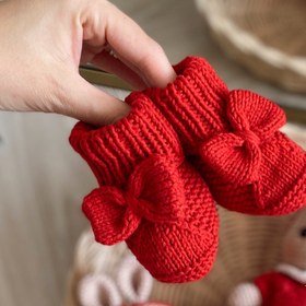 Resim Amigurumi Kırmızı Tavşanım Bebek Seti - Fiyonklu Patik 