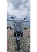 Resim Motocam Yuki Xway 125 Siperlik Ön Cam 2023 2024 Model 75cm Şeffaf Renkli 4mm Uzun Cam 