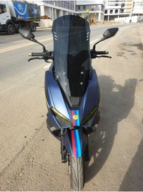 Resim MOTOCAM RKS Vieste 249 Siperlik Ön Cam 2022-2025 Model 65cm Siyah Renkli 4mm ORTA BOYLU CAM 