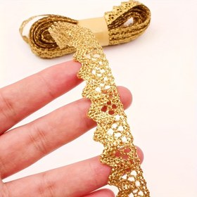 Resim DIY el işleri, giysiler, masa örtüleri, perdeler için 5 metre uzunluğunda, 1.5 cm genişliğinde altın dantel kurdele - karmaşık desenli zarif kumaş süsleme | şık dantel tasarımı | detaylı nakış 