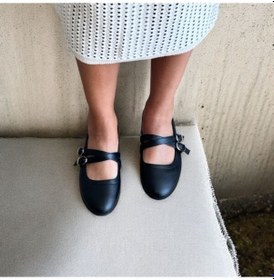 Resim Neve Shoes Siyah Deri Çapraz Bantlı Kadın Babet Siyah 