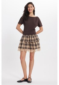 Resim Tudors Kadın Slim Fit Dar Kesim Kısa Kollu Kayık Yaka Kahverengi Tişört-50565 