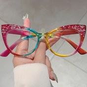 Resim Yeni bir çift kadın tam çerçeve kedi gözü gözlük, şık şeffaf bir çerçevede renkli taşlarla süslenmiş, zarif ve sevimli pembe gözlükler, şık ve lüks erkek gözlükleri. 