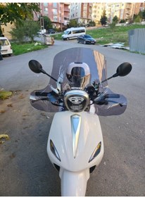 Resim Motocam Rks Letbe Lb 125 Ön Cam 2023-2026 Model 45cm Füme Renkli 4mm Elcikli Aparatsız 