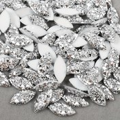 Resim 100 adet/paket At Gözü Şekilli Reçine Matkap, Beyaz AB Düz Tabanlı Matkap, Yüksek Kaliteli Gümüş Renkli Reçine Matkap Giyim DIY için 