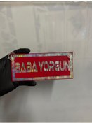 Resim Kırmızı Renk Üzeri Hologram Renk Baba Yorgun Yazılı Vantuzlu Cam Süsü 