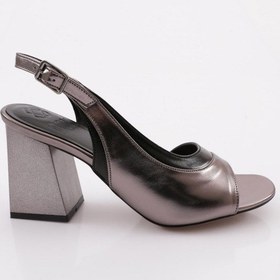 Resim Dgn 834-23y Kadin Kalin Bantli Topuklu Sandalet 834-1922-R13855 Platin 