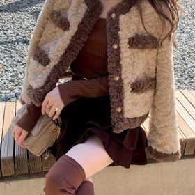 Resim Kadınların Vintage Esintili Sahte Kürk Ceketi - Şık Kısa Kırpılmış Kardigan, Düğme Önü, Kabarık Astarlı, Kahverengi ve Bej, Sonbahar/Kış İçin Mükemmel, Rahat Dış Giyim | Vintage Ceket | Düğmeli Ceket 