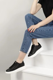 Resim Gönderi(R) Gönderi R Kadın Siyah Bağcıklı Dolgu Taban Hakiki Deri Sneaker Gdza13424283 Siyah 