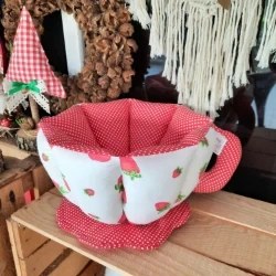 Resim By Nihalce Çilekli Fincan Ekmek Sepeti 