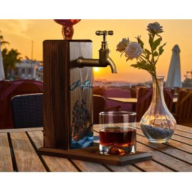 Resim Bk Gift Kişiye Özel Kabartma Isimli Tarihli Pirates Ship Tasarımlı Musluklu Ceviz Ahşap Şarap Standı-6, Viski Çeşmesi, Babaya Hediye, Içecek Dispenseri 