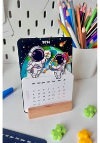 Resim 2026 Uzay Temalı Masa Takvimi Astronot Tasarımlı, Ahşap Standlı, 12 Ay Özel Kesim Kart Takvim 