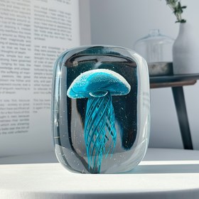 Resim 1 adet El Yapımı Jellyfish Cam Kağıt Ağırlığı, El Yapımı Cam Jellyfish Kristal Top, Sanatsal Cam Jellyfish Figürü Koleksiyonu/Denizcilik Masa Süsü, Noel ve Doğum Günü Hediyeleri için Mükemmel ve Ev Dekoru ve Masa Dekoru 