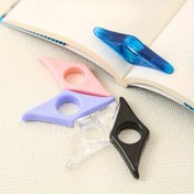Resim 1 Adet Pastel Pembe/Mavi/Şeffaf/Siyah - Kaymaz Tutuculu Başparmak Kitap Ayracı ve Sayfa Tutucu, El Serbest Okuma İçin Şeffaf Kitap Desteği, Kitaplar, e-Okuyucular, Tabletlerle Uyumlu - Öğrenciler, Profesyoneller, Kitap Severler için İdeal, Kompakt Masa Organizatörü, Kitap Aşığı Hediyeleri, Eğlenceli Estetik, Dayanıklı Plastik, Okuma Yardımcısı, Hırçın Okuyucular, Çalışma Aracı, Sevimli Aksesuar, Hafif Tasarım, Ofis Çalışanları 