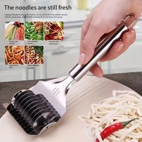 Resim Paslanmaz Çelik Manuel Erişte Kesici - Makarna, Spagetti ve Daha Fazlası için Çok Fonksiyonlu Mutfak Aleti - Gıda Güvenliği, Kullanımı Kolay 