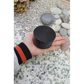 Resim Falconetti 75 Mm Siyah 4 Parçalı Grinder Zinc Alloy Malzemeden Üretilmiştir 
