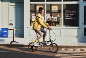 Resim Dahon 2026 Boardwalk D7 16 Jant Katlanır Bisiklet Bordo 