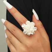 Resim Zarif Boho Stil Açıklama Çiçek Yüzük - Moda Mizaç Akrilik Kamelya Çiçek Tasarımı - Çok Yönlü Günlük Giyim ve Hediye Yüzüğü Kadınlar İçin 