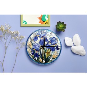 Resim Vitray Görünümlü Mavi İris Çiçekli Sessiz Duvar Saati Çok Renkli 