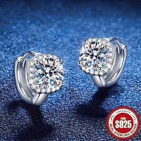 Resim 1 Çift S925 Saf Gümüş Moda Retro Zarif Trend Işık Lüks Zarif Tatlı Parlayan Parlak Set Sentetik Zirkonya Küçük Kare Kare Geometrik Yüksek Kaliteli Yaratıcı Tasarım Küçük Topluluk Kişilik Çarpması Canlılık Romantik Aşk Basit Lüks Çift Mini Sevimli Günlük Parti Düğün Hediyesi Tüm Eşleşen Alerjik Kulak Delme Kulak Tokası Kulak Aksesuarları Kadınlar İçin Uygun 