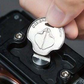 Resim 3 adet Yuvalı Tornavida Kombinasyon Aracı Taşıma için Madeni Para Şekilli Anahtar SLR Aynasız Kameralar Tripod Hızlı Çıkarma Plakası, DJI Ronin, Zhiyun Crane Kamera Gimbal Sabitleyici ile Uyumlu 